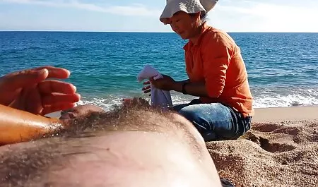 Anh chàng da đen phim sex nhat ban chon loc đánh bạn gái của mình trong miệng