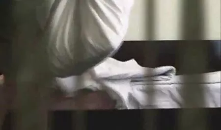 Làm vận động viên, cởi phim sex nhat ban 2019 quần áo,