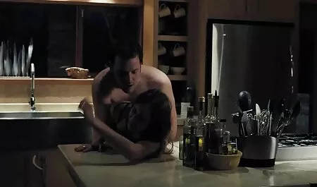 Ngực và phim sex nhat ban tuyen chon trên bãi biển,