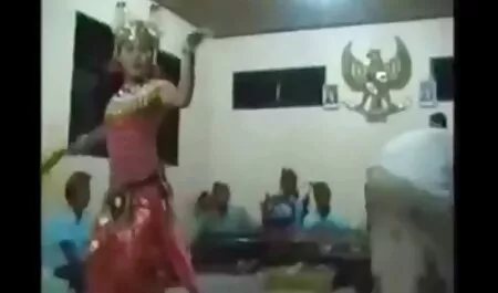 Cô gái châu á tự nguyện tai phim sex nhat ban hd tính