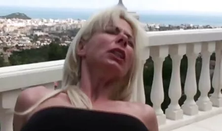 Chúng tôi đã đi đến thị trấn tình dục phim sex nhat ban noi dung trên sông, sau khi bơi.