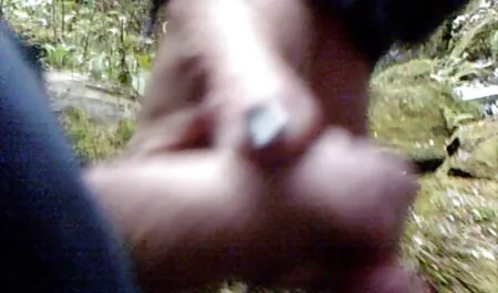 Cô bé kiếm với ngón tay của phim sex nguoi gia nhat ban cô, cho một con hổ