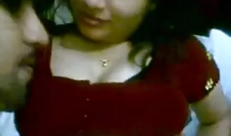 Đẹp núm vú, giống phim sex nhat ban tuyen chon như một con điếm