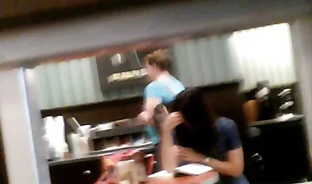 Đóng cửa nhà vệ phim sex nhat ban gai dep sinh sau lưng anh.