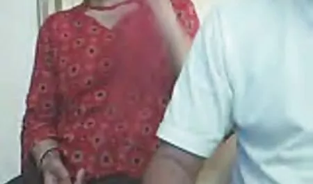 Tốt nhất vào bất kỳ lúc nào với cô gái đi tiểu, ẩn náu trong bụi video phim sex nhat ban cây và quay phim