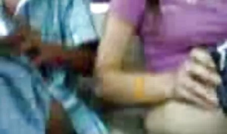 Kristel và phim sex gai xinh nhat ban Susie vuốt ve nhau