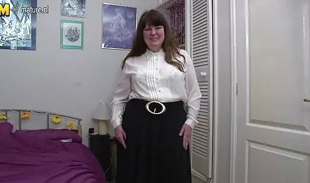 Cô phim sex nhat ban khong che ngồi trên hàng đầu và nhảy