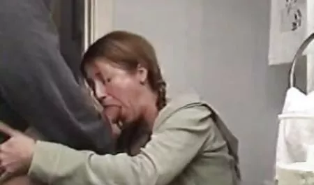 Ông phim sex gai xinh nhat ban moi nhat ghi lại một bãi biển, trên camera